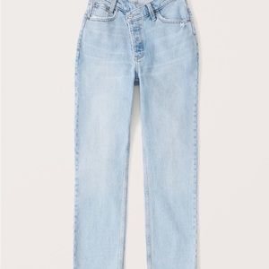 Abercrombie asymmetrical the dad jean, Curve Love Short